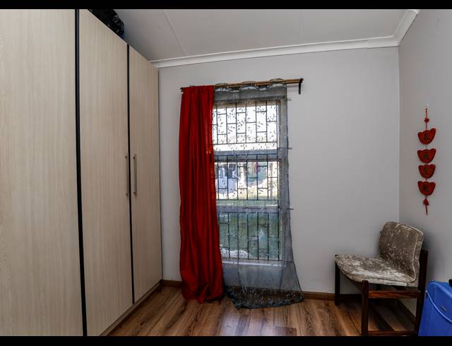 4 BEDROOM HOUSE FOR SALE IN HILLGROVE
